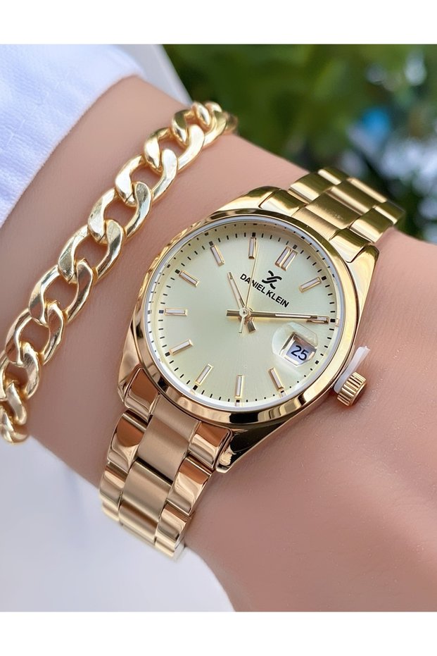 New Season Original Gold Color Women's Wristwatch – |   Bracelet with Gift |   2 Years Warranty