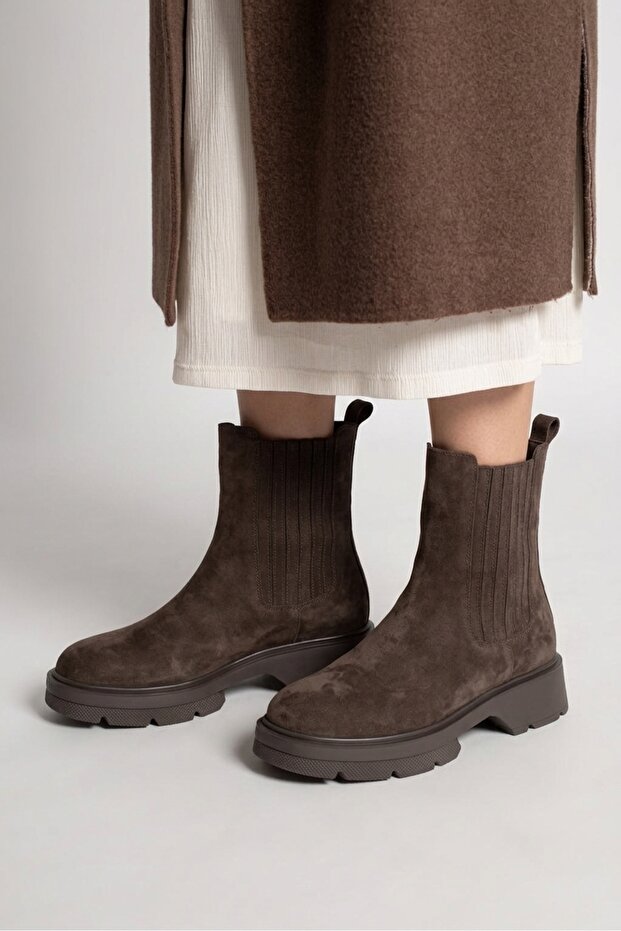 Brown Suede Elastic Chelsea Light Sole Comfortable Thick Sole Boots