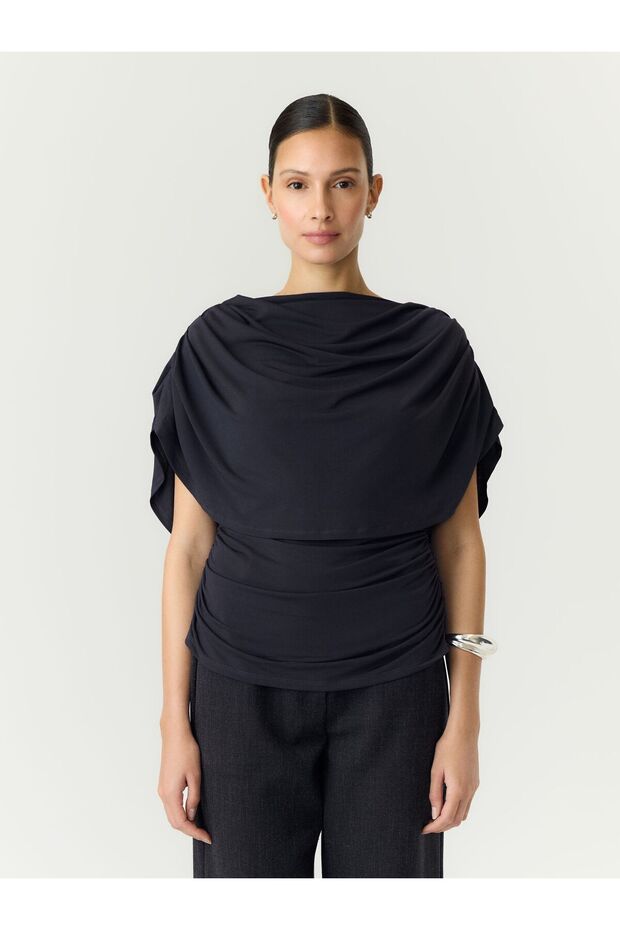 Top YASDRALA CAPE