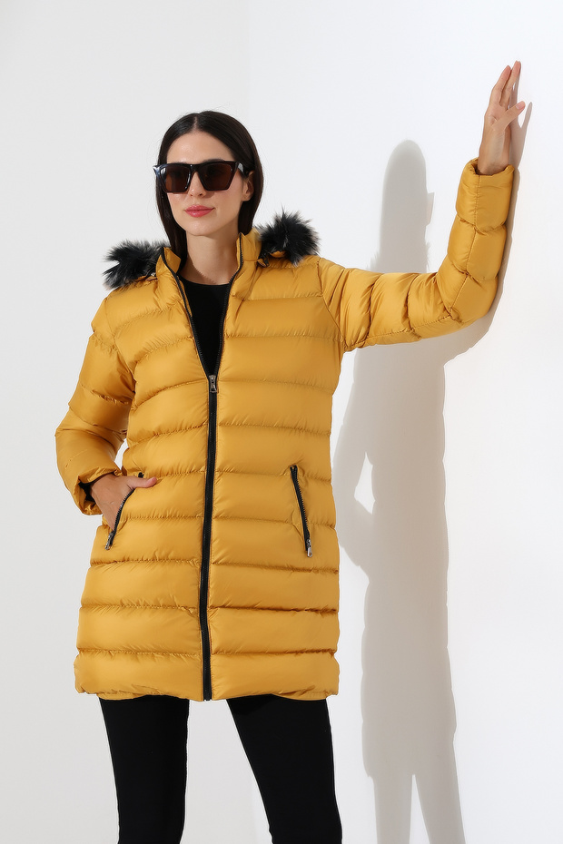 Women's Slim Fit Fur Hooded Coat