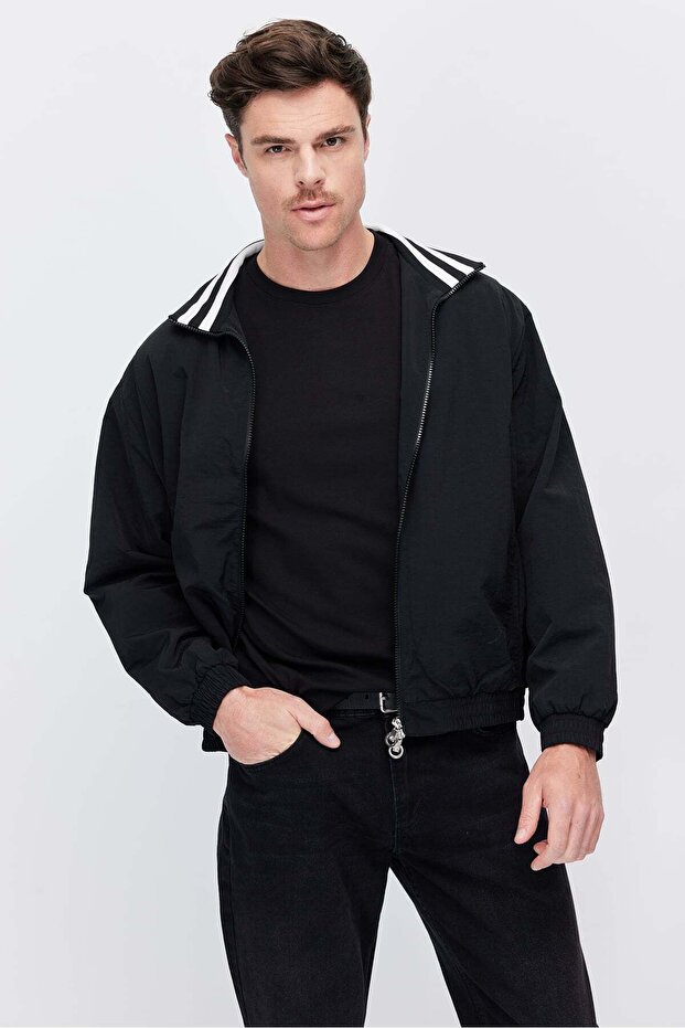 Men's Seasonal Coat