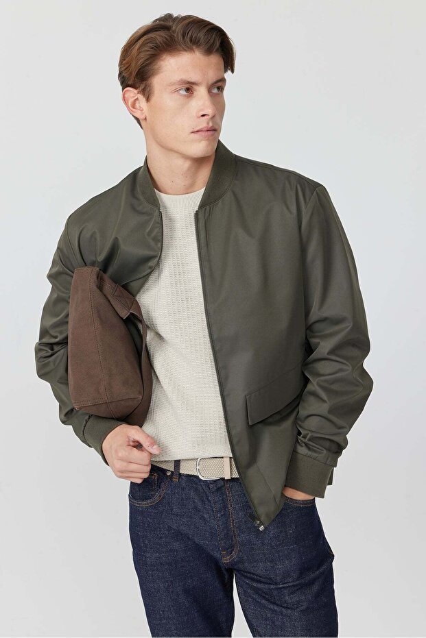 Men's Seasonal Coat