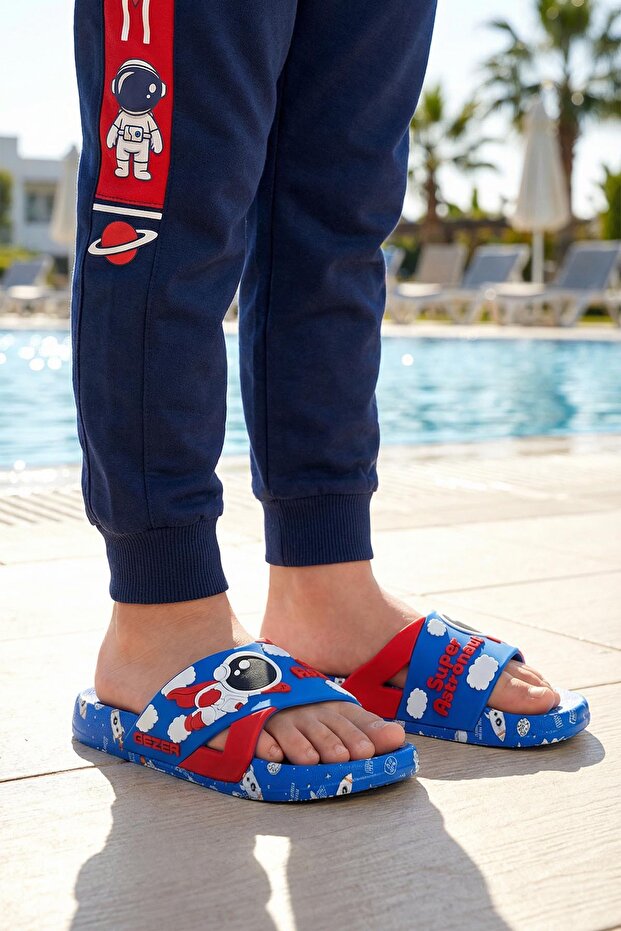 Boy's Summer Polyurethane Suitable for Wet Floor Home Garden Pool Beach Daily Slippers
