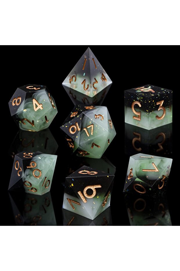 مجموعة نرد DND ذات حافة حادة من الراتنج باللون الأخضر النعناعي للعب الأدوار في لعبة Dungeons and Dragons ولعبة الطاولة