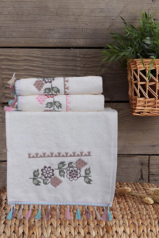2-Piece Cross-Stitch Flower Embroidered Hand and Face Towel Set with Tasseled