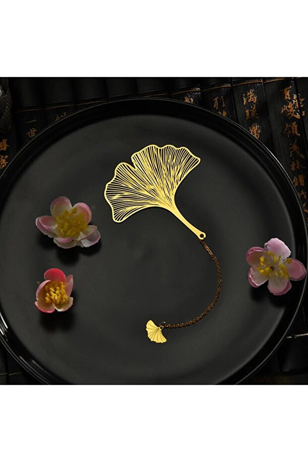 style 3 1pcs Student Chinese Style Stationery Retro Metal Bookmarks Hollow Ginkgo Biloba Maple Leaf