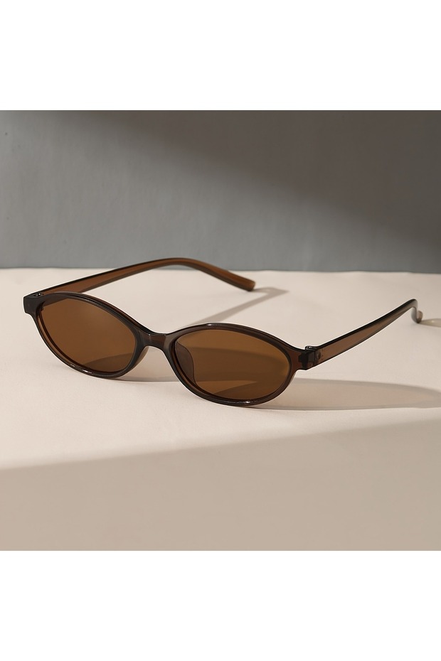 Tea 1pcs Women's Oval Plastic Frame Classic Fashion Glasses Versatile for Daily Wear & Special Occas