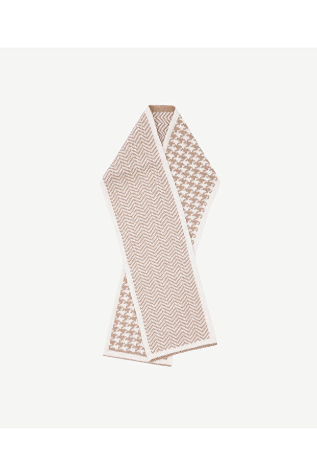 Houndstooth Patterned Scarf