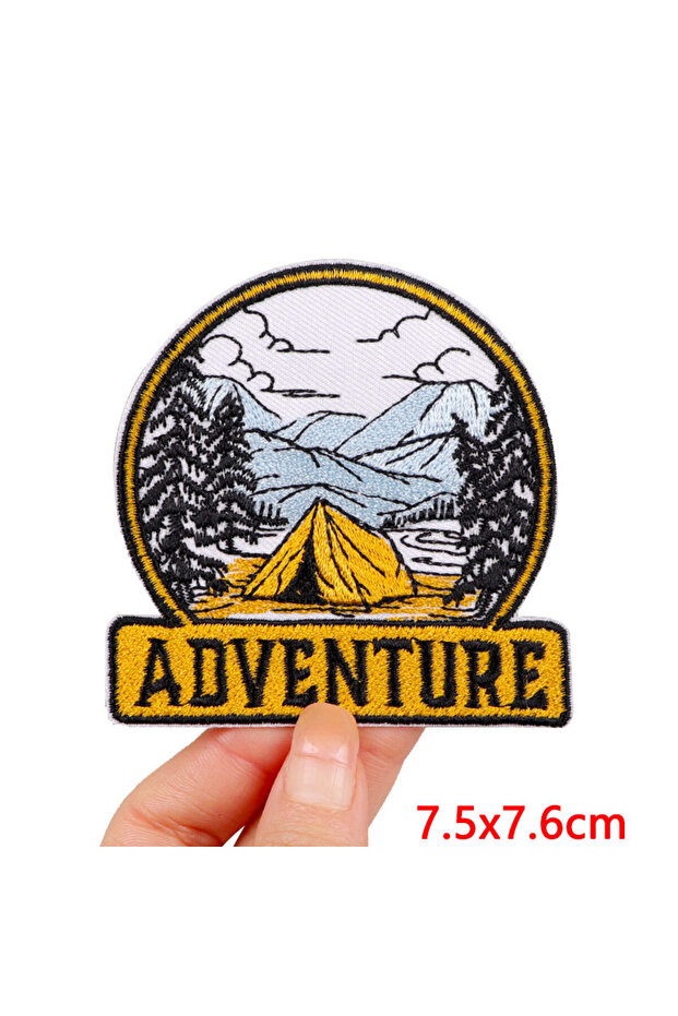 PE8693CT Outdoor Nature Camping Traveler Embroidered Patch Iron On Patches For Clothing Thermoadhesi