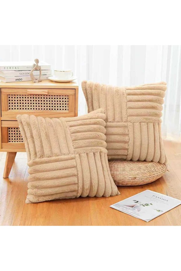 450*450mm khaki 2pcs Artificial Plush Throw Pillow Covers, Suitable for Various Occasions Such as Be