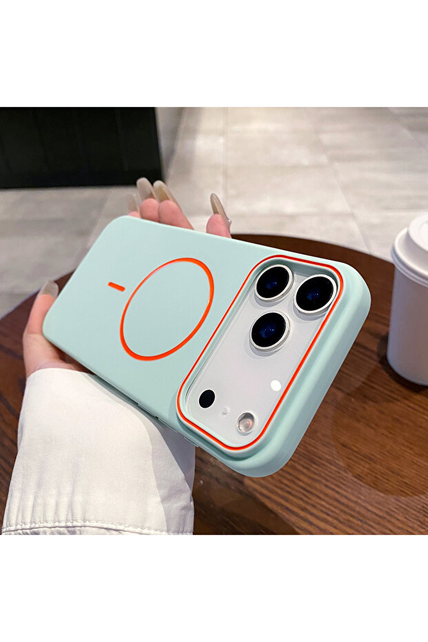 غلاف هاتف مغناطيسي ناعم غير لامع باللون الأخضر الفاتح لهاتف iPhone 17 Pro Max و iPhone 16E و iPhone 15 و iPhone 14 و iPhone 17 Pro.