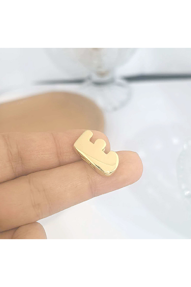 E QMHJE Initial Alphabet Letter Spacer Beads for Bracelet Big Hole Star Heart Charm Pendant Gold Col