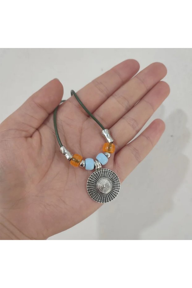 YA4182 Ethnic Style Vintage Round Pendant Necklace for Women Bohemian Style Faux Turquoise Beaded Le