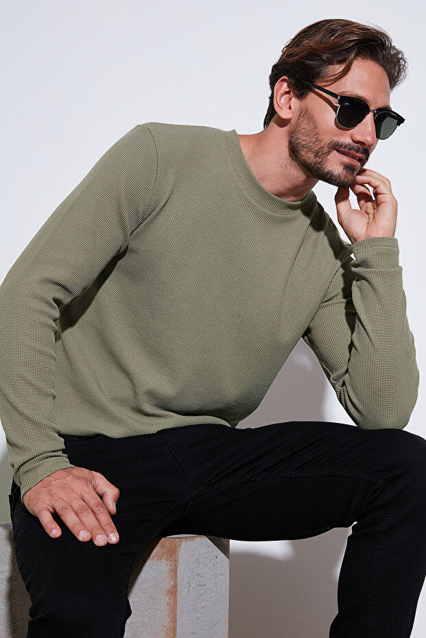 قميص قطني برقبة دائرية قصة ضيقة للرجال SWEAT 5905073