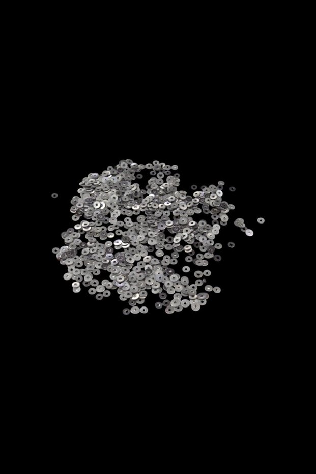 4.5mm Matte Gray Brass Sequins with Center Hole (30 Gr 480 Pieces)