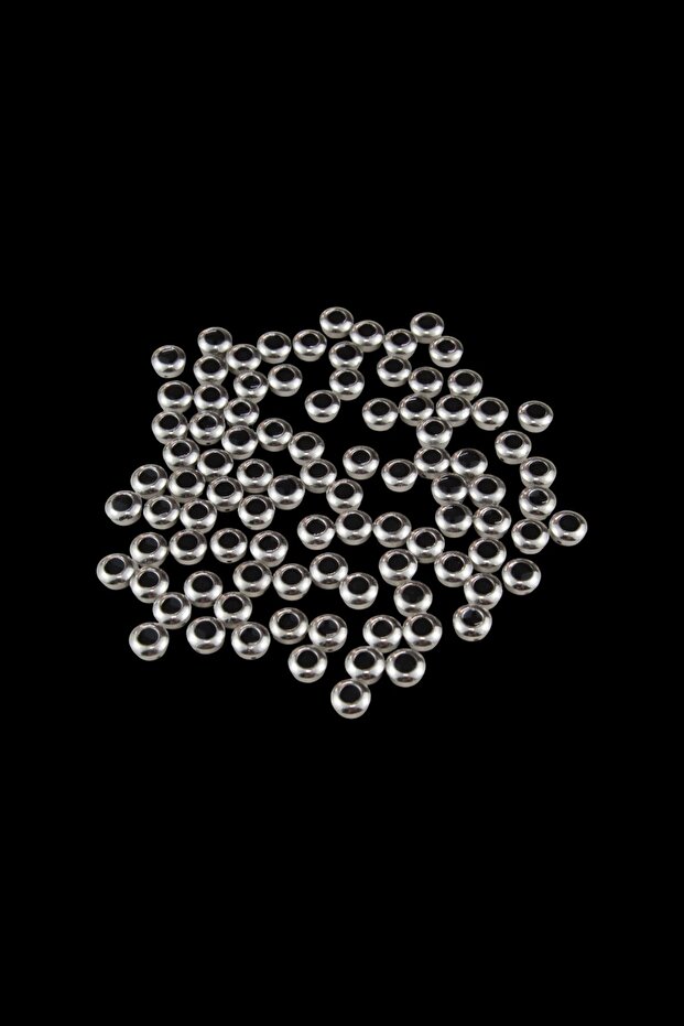 Black 8 mm Inner Hole Stone in the Center (25 Pieces)