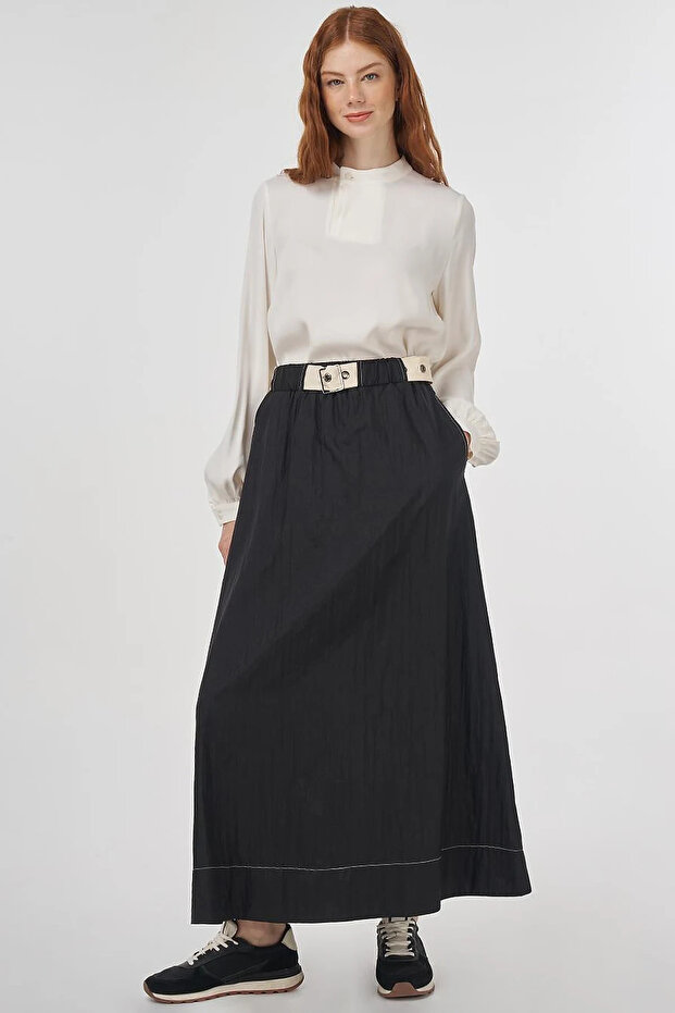 Shiny Textured A-Line Skirt Black