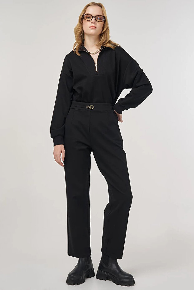Metal Buckle Pipe Leg Trousers Black