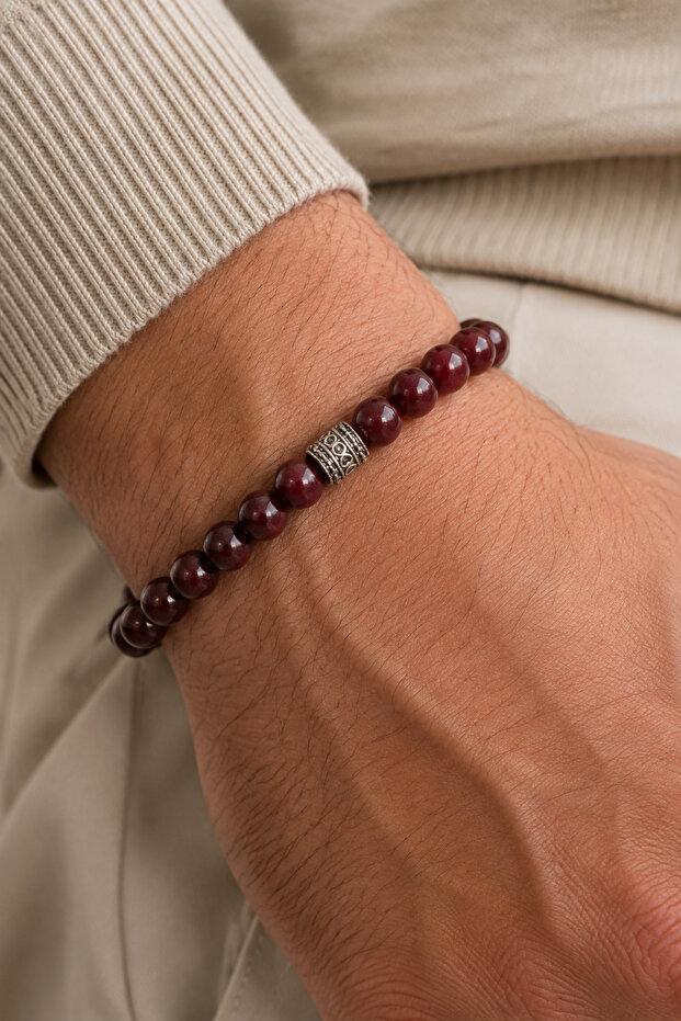 Garnet Stone Bracelet - Fashionable and Original Unisex Accessory 8mm