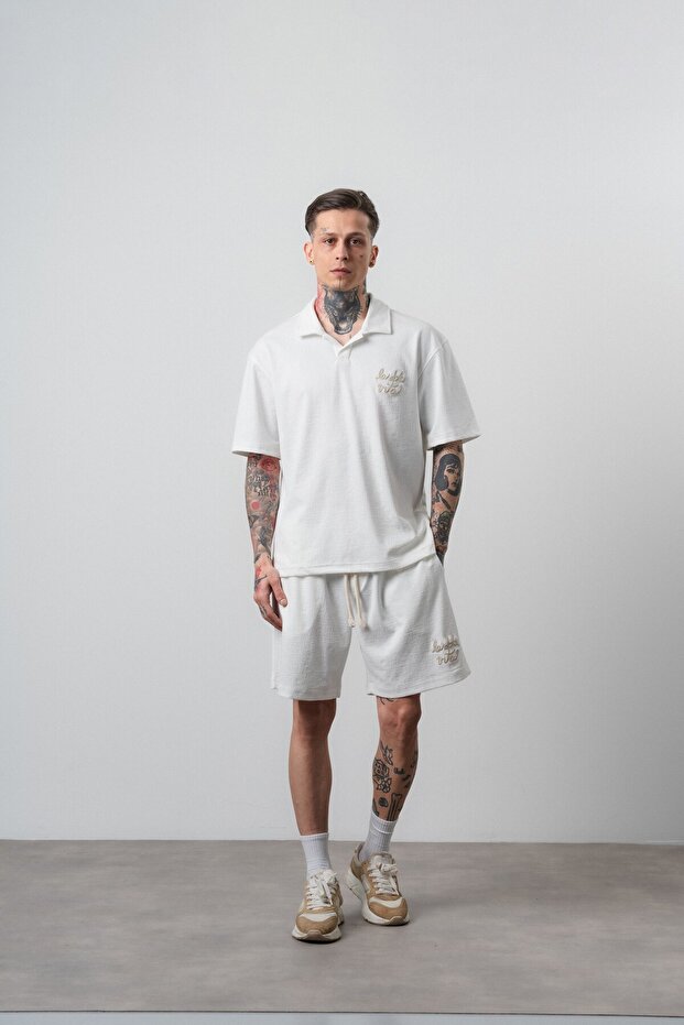 Men's La Dolce Vita Written Regular Fit T-Shirt Shorts Set Ecru
