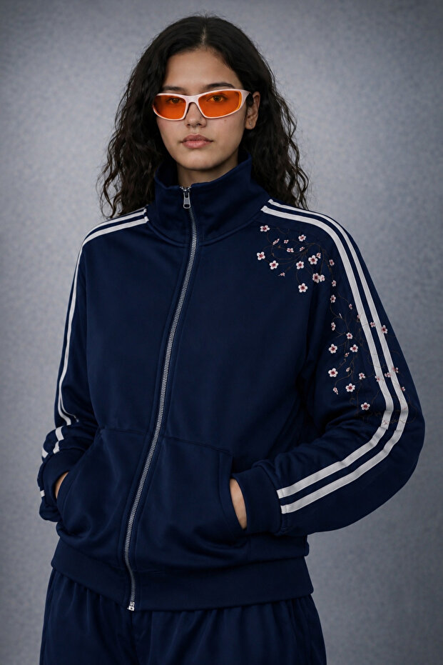 Sakura Embroidery Stripe Detailed Street Y2K Zipper Jacket