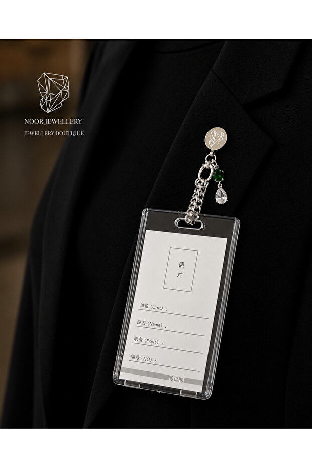 ID CARD HOLDER-green and white حامل بطاقة العمل هولدر