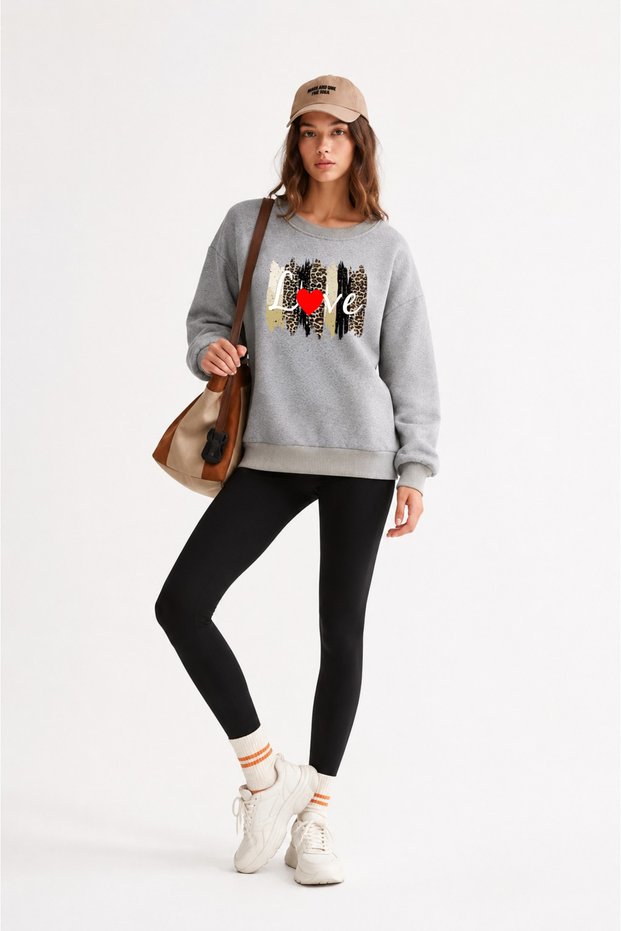 Women's Love Heart Leopard Pattern Printed Comfortable Fit Crew Neck Gray Sweatshirt