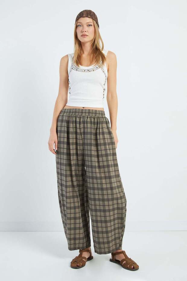 Plaid Patterned Elastic Waist Pants