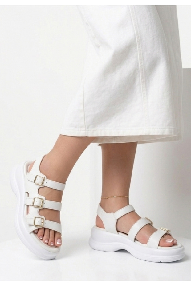Cesa White Skin Buckle Sandals