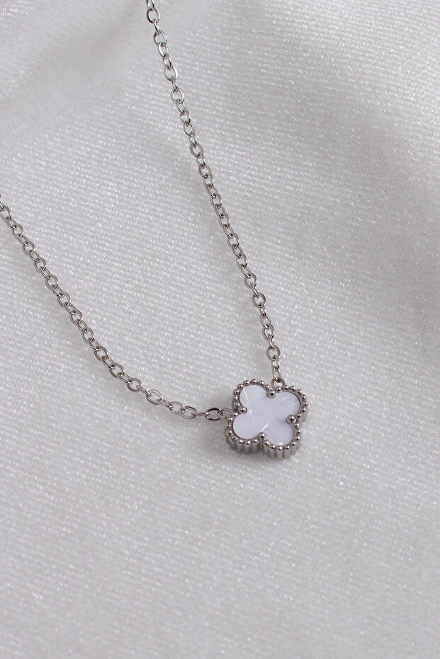 Marveth Necklace