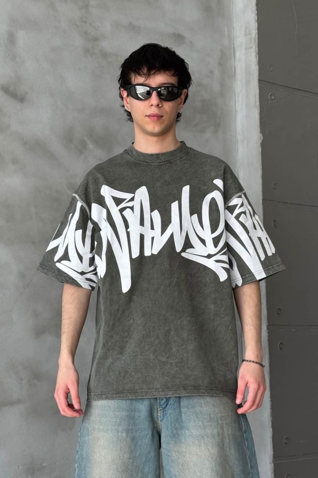 Premium Acid Wash Graphic Print Oversize T-Shirt