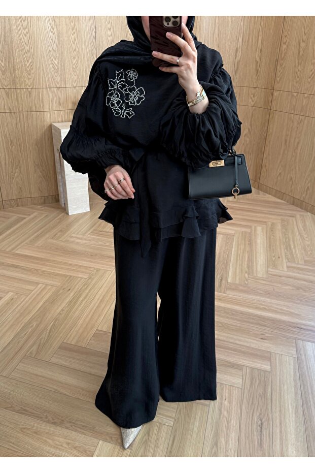 Bloom Embroidered Suit Black