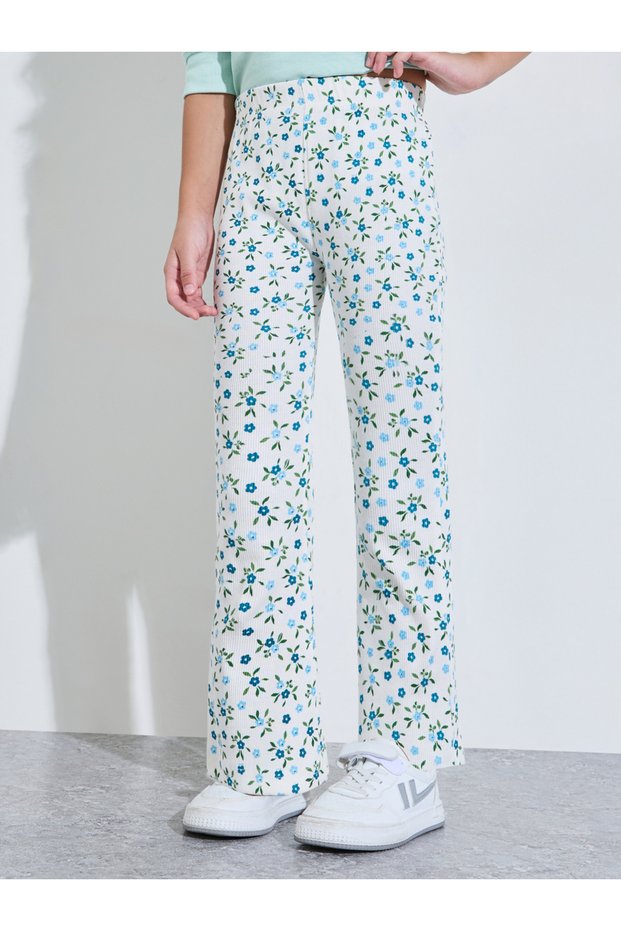 Girls Off White Floral All Over Print Fit and Flare Leggings