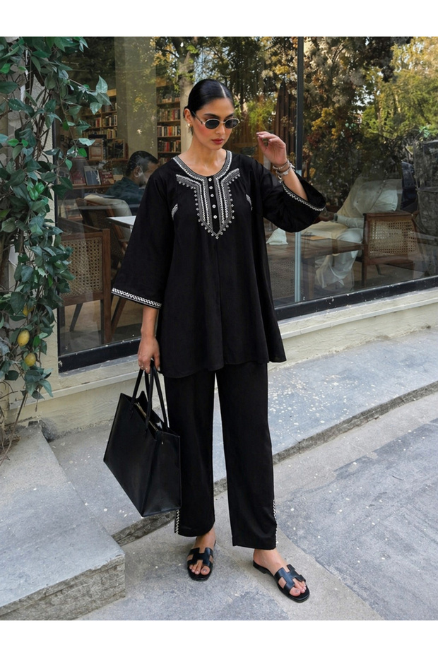 Black Embroidered Choga Kurta and Pencil Pants Set