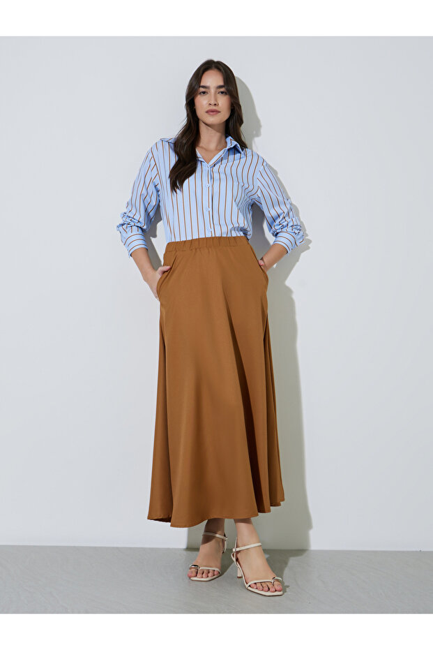 Brown Solid Pocket Detail A-Line Maxi Skirt
