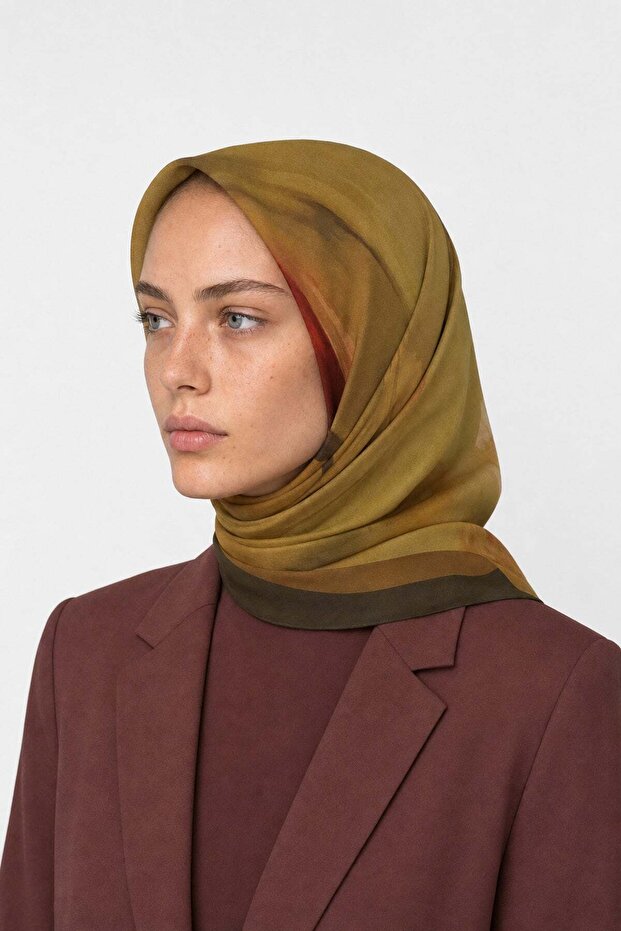 Hazel Pattern Hebei Silk Scarf