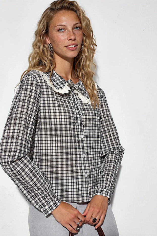 Women's Lace Collar Plaid Shirt 1507 - Black