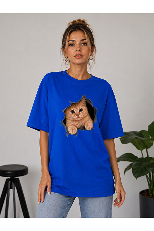 Cute Cat Printed 3D Ripped Effect Half Oversize Crew Neck Unisex T-Shirt – Cute Cat Graphic Printed Casual T-Shirt