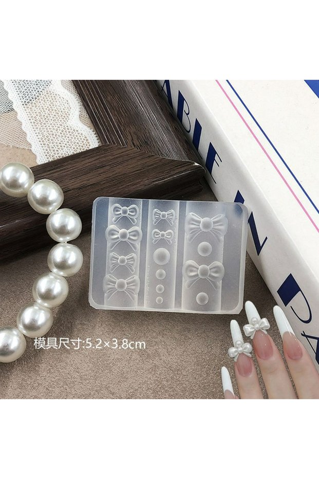 D Trendy Nail Mold 3D Silicone DIY Carving Cross Butterfly Knot Nail Art Decor Stencils Reusable Man