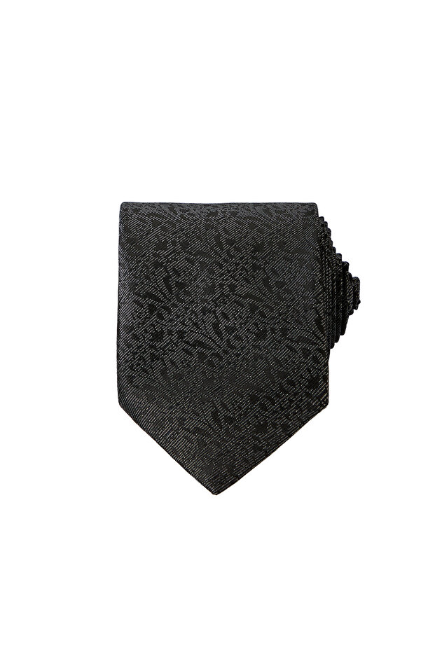 Patterned tie