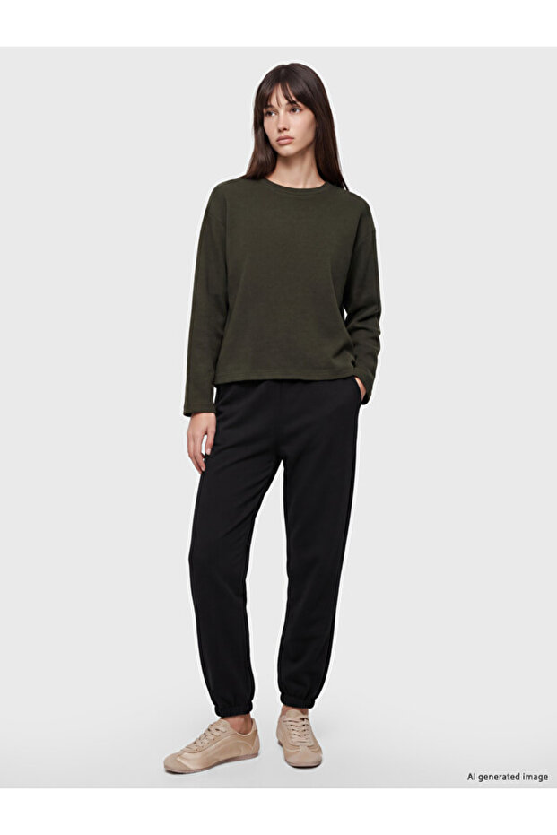 Esvab • Modern & Distinctive Soft Touch Women's Jogger Sweatpants