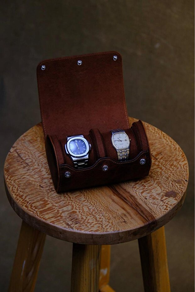 Premium Genuine Tan Leather 2 Slot Sliding Roll Watch Box and Organizer Travel Case.