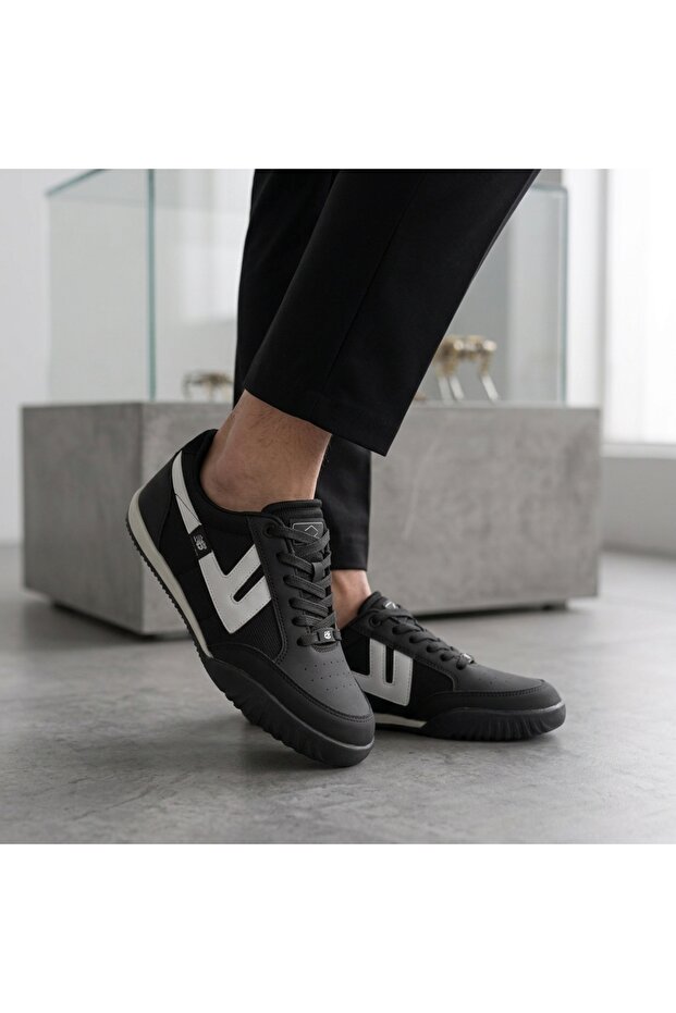 Comfortable Sole Casual Men's Shoes