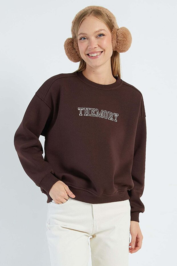 3 Thread Themory Embroidered Oversize Sweatshirt