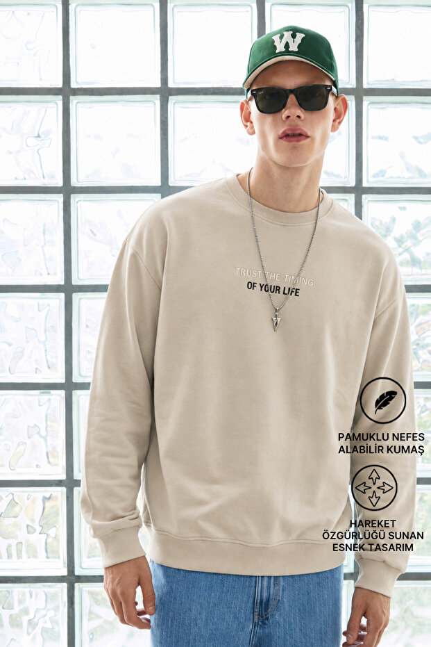 Men's Long Sleeve Crew Neck Cream Sweatshirt
