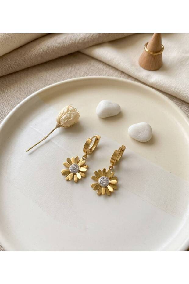 Gold Steel Flower Earrings – Stone Detailed Dangling Daisy Model Women's Earrings
