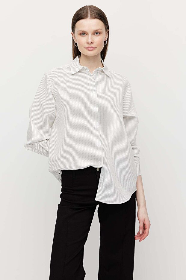 Women's Slim C Striped Wide Cut Shirt