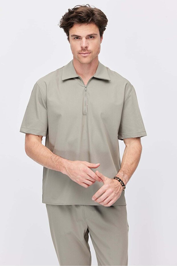Men's Polo Collar T-Shirt with Minimal Side Slit Detail