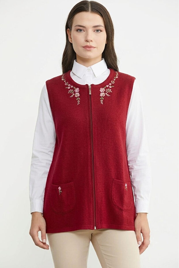Zippered Wool Knitwear Vest with Embroidery Detail - Red