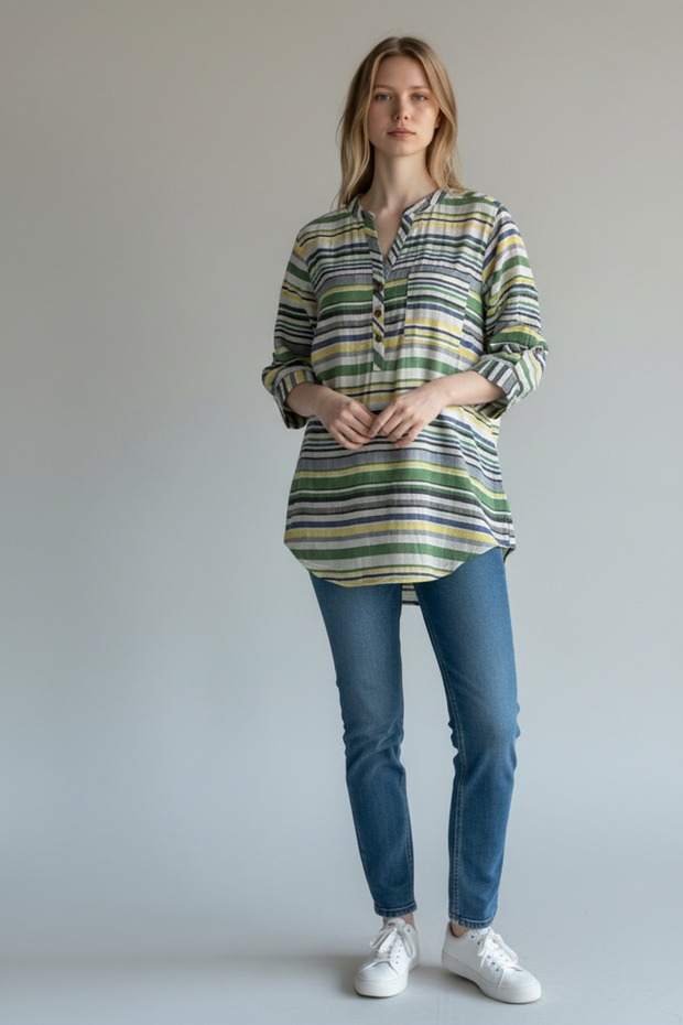 Judge collar shirt